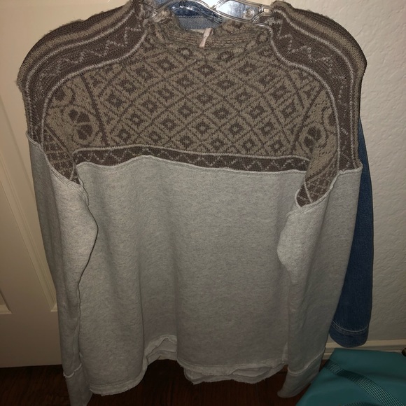 Free People Sweater - Picture 1 of 2